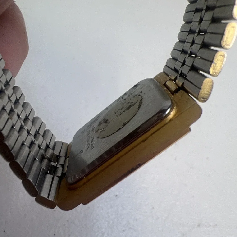 Vintage Benrus Watch Diamond‎ Quartz Needs Battery As Is